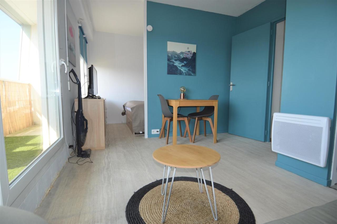 Studio Avec Chambre - Balcon Et A 20M De La Mer Lägenhet Courseulles-sur-Mer Exteriör bild