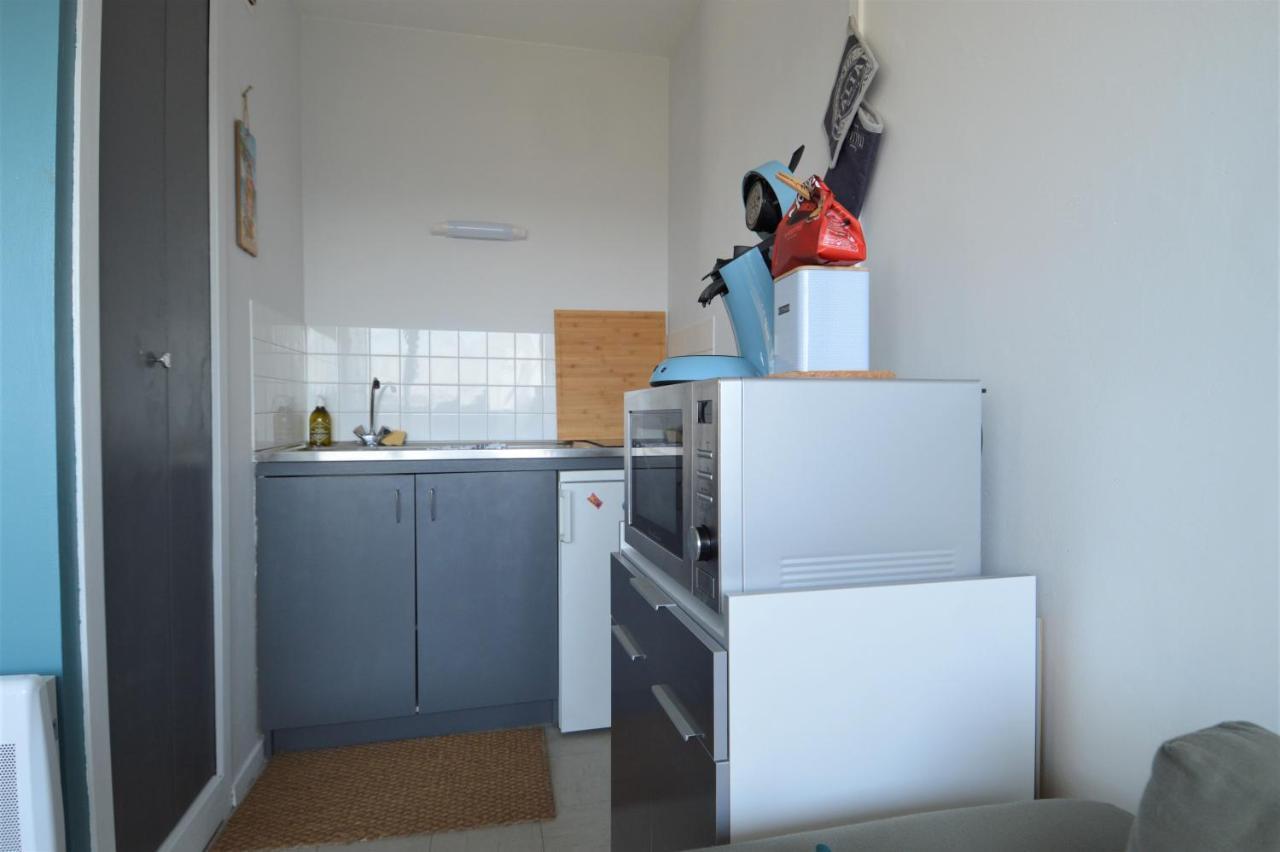 Studio Avec Chambre - Balcon Et A 20M De La Mer Lägenhet Courseulles-sur-Mer Exteriör bild